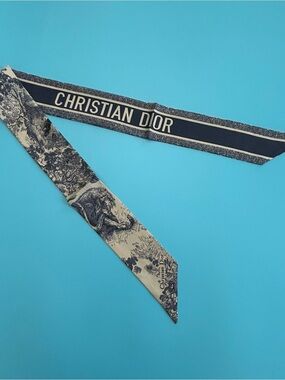 Christian Dior Toile de Jouy Sauvage Mitzah Silk Twill Scarf Navy Ivory